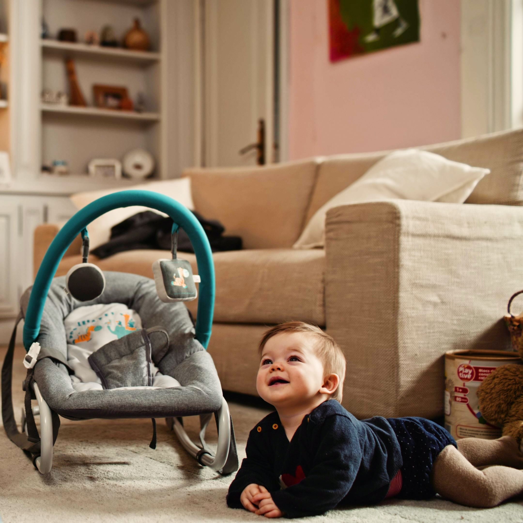 Transat bébé avec assise et arche de jeu inclinable de 0 à 6 mois